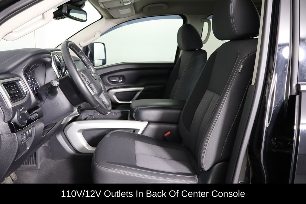 Used 2021 Nissan Titan SV w/ SV Convenience Package image 14
