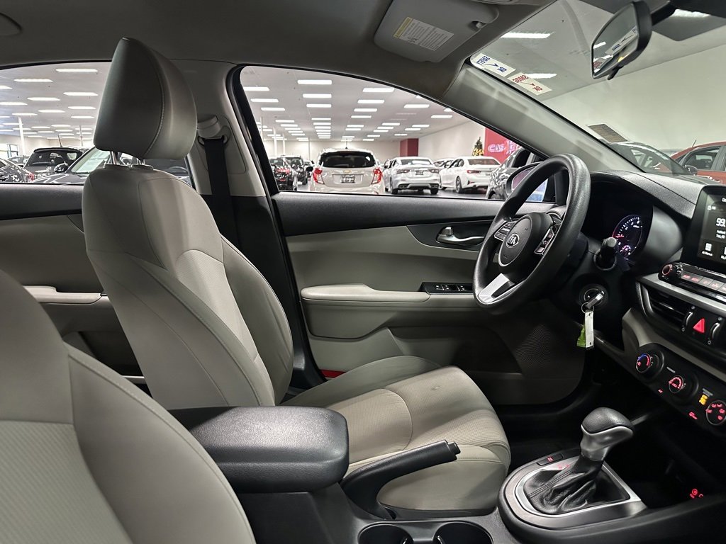 Used 2021 Kia Forte LXS image 29