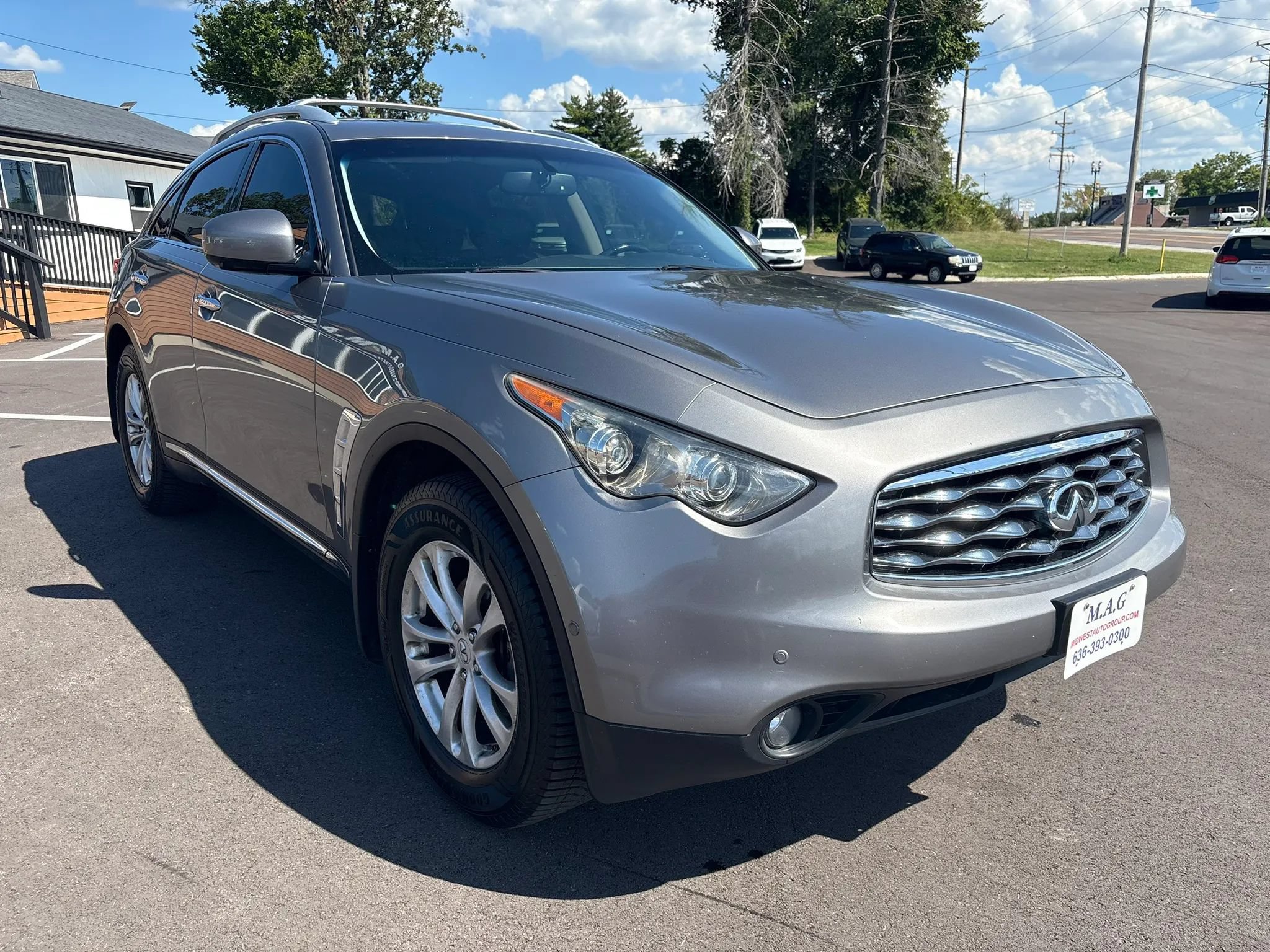 Used 2011 INFINITI FX35 AWD w/ Premium Pkg image 8