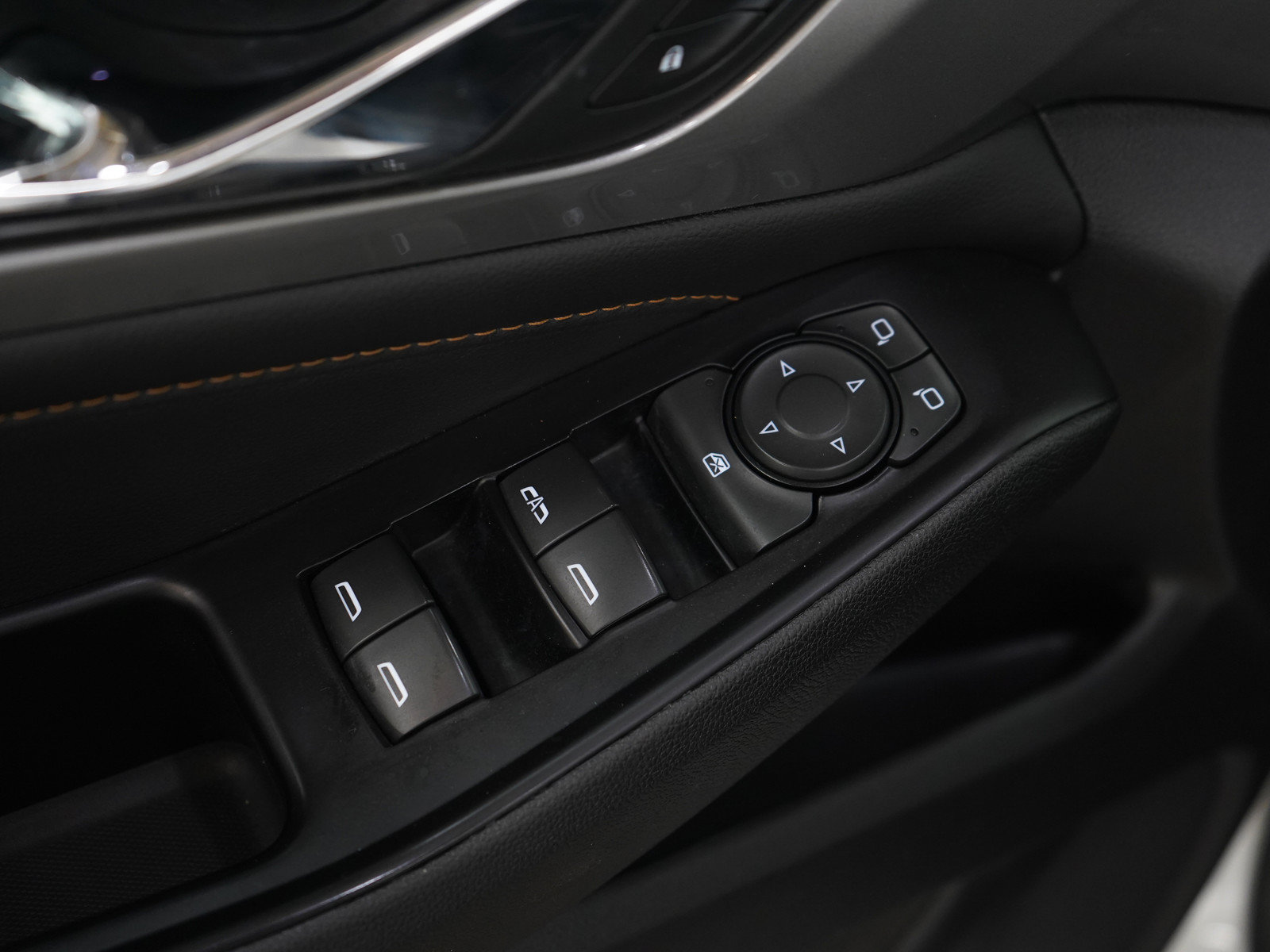 Used 2019 Chevrolet Traverse LT AWD/4WD image 21