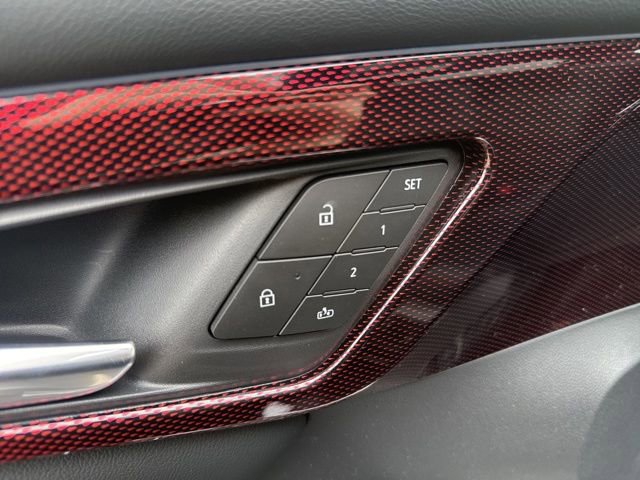 New 2026 Chevrolet Traverse RS image 11