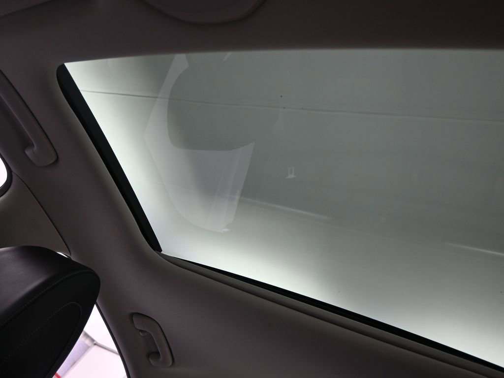 Used 2019 Genesis G70 2.0T Advanced w/ Elite Package image 41