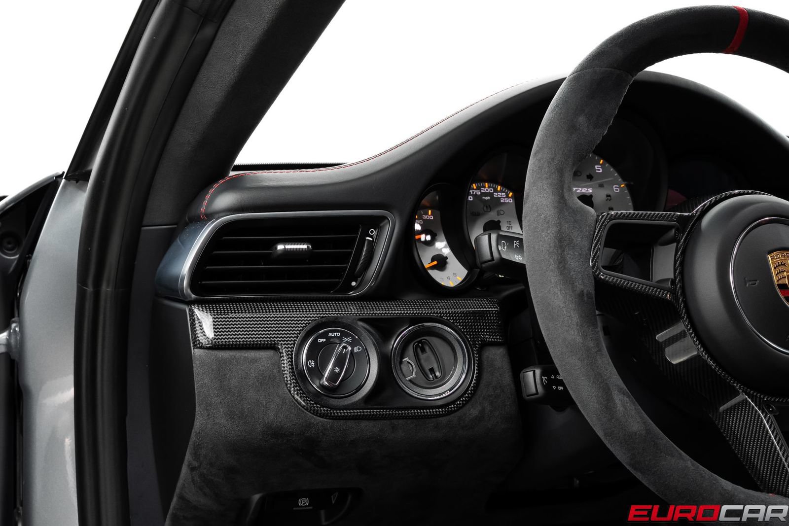 Used 2018 Porsche 911 GT2 RS RWD image 36