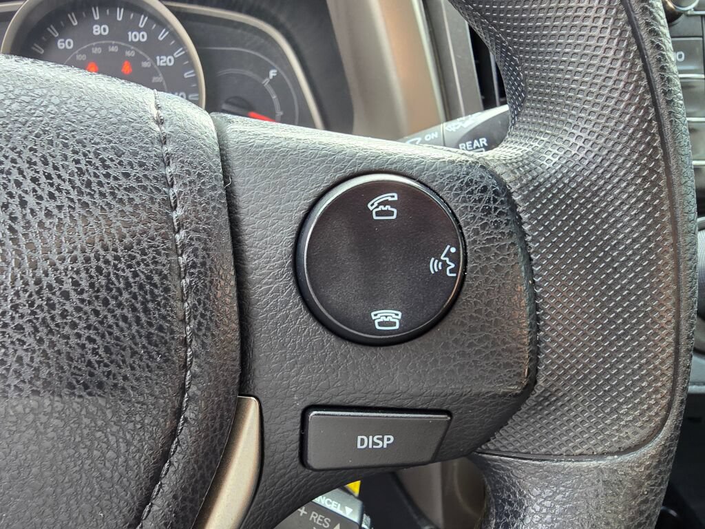 Used 2015 Toyota RAV4 LE AWD/4WD image 22