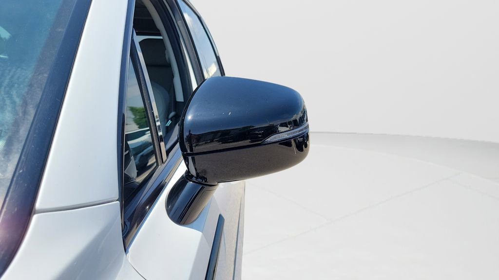 Used 2022 Kia Sorento S w/ Panoramic Sunroof Package FWD image 28