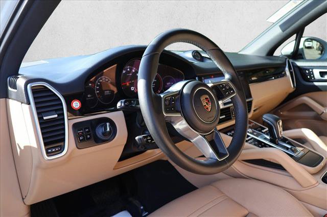 Used 2019 Porsche Cayenne AWD/4WD image 10
