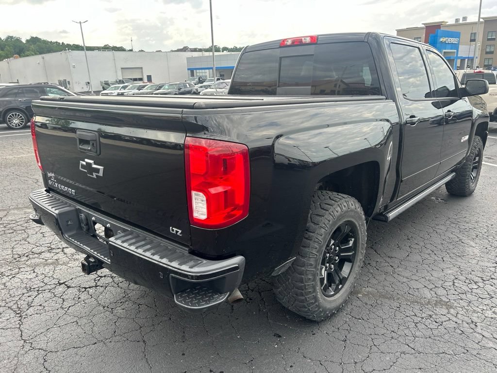 Used 2018 Chevrolet Silverado 1500 LTZ Z71 w/ LTZ Plus Package AWD/4WD image 5