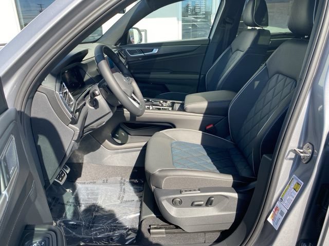 New 2026 Volkswagen Atlas Cross Sport SEL Premium R-Line AWD/4WD image 28