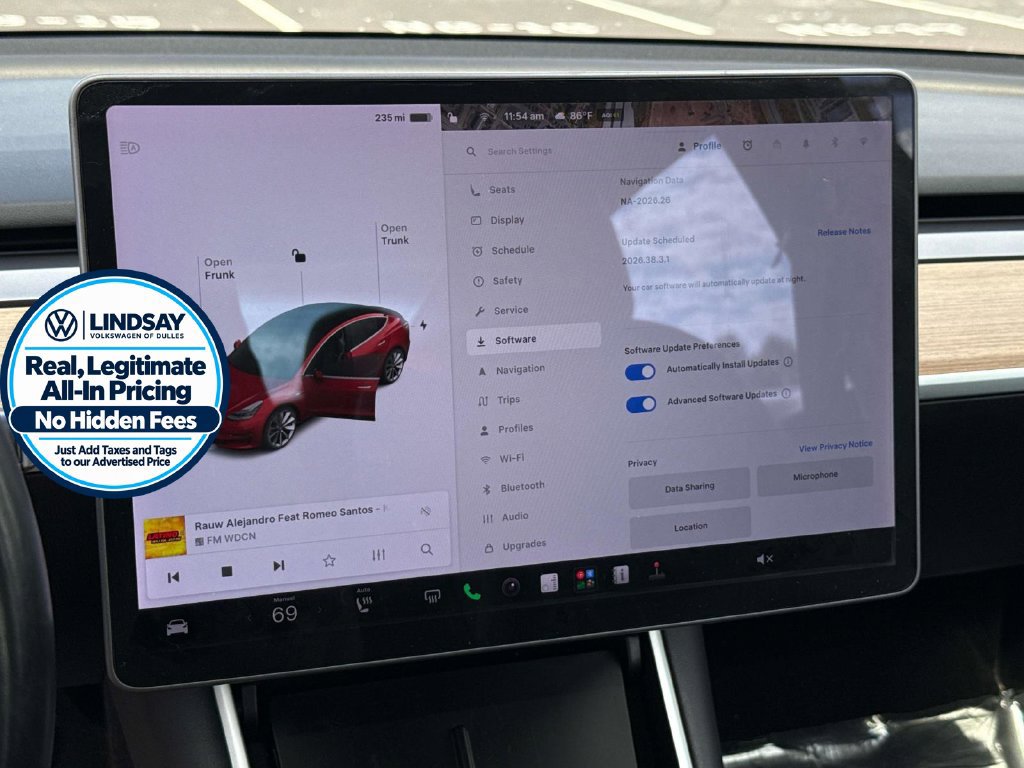 Used 2018 Tesla Model 3 Long Range RWD image 21