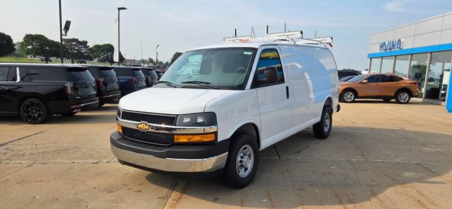New 2026 Chevrolet Express 2500 w/ Driver Convenience Package RWD image 3