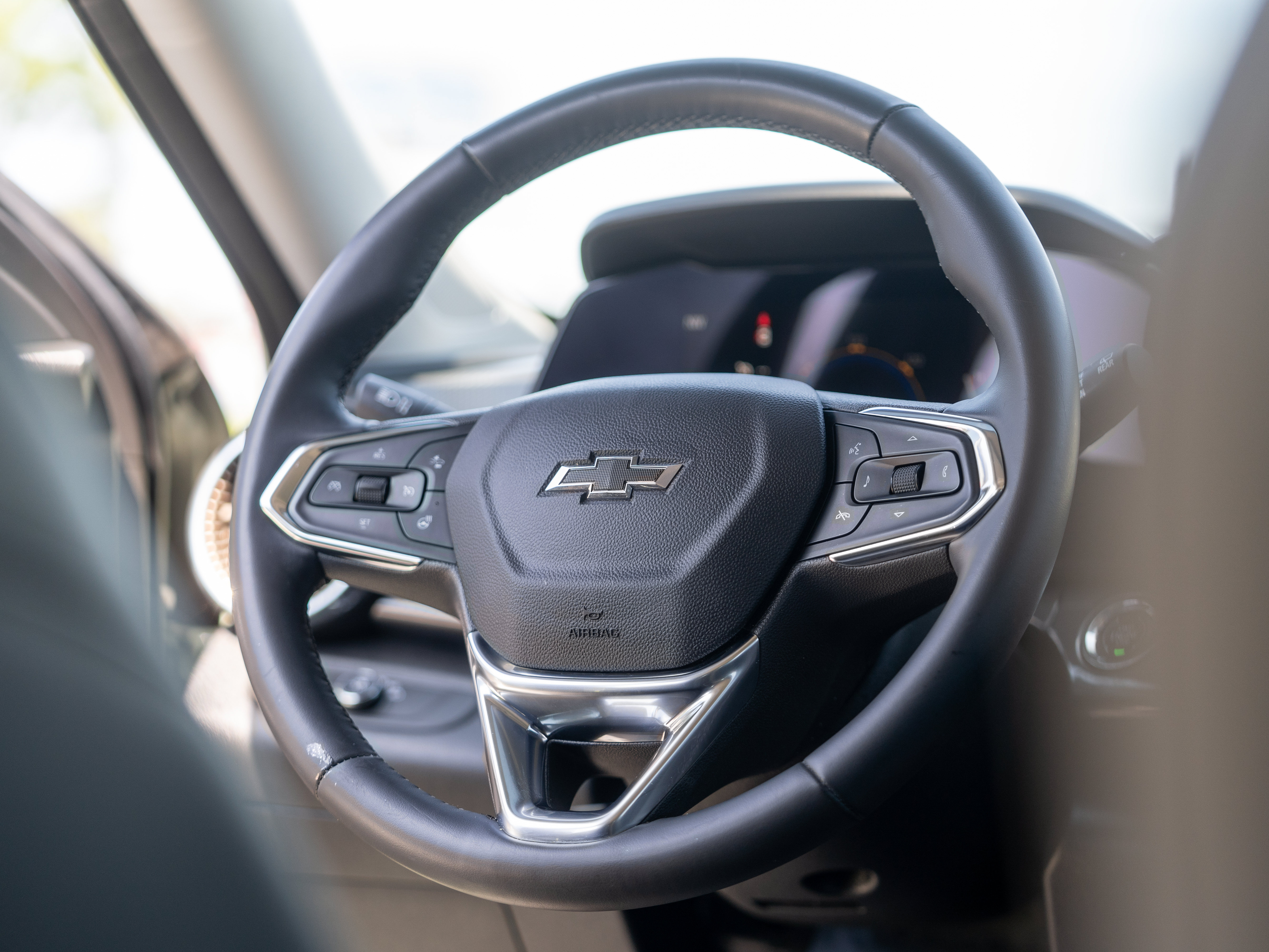 Used 2024 Chevrolet Trax ACTIV w/ Driver Confidence Package FWD image 17