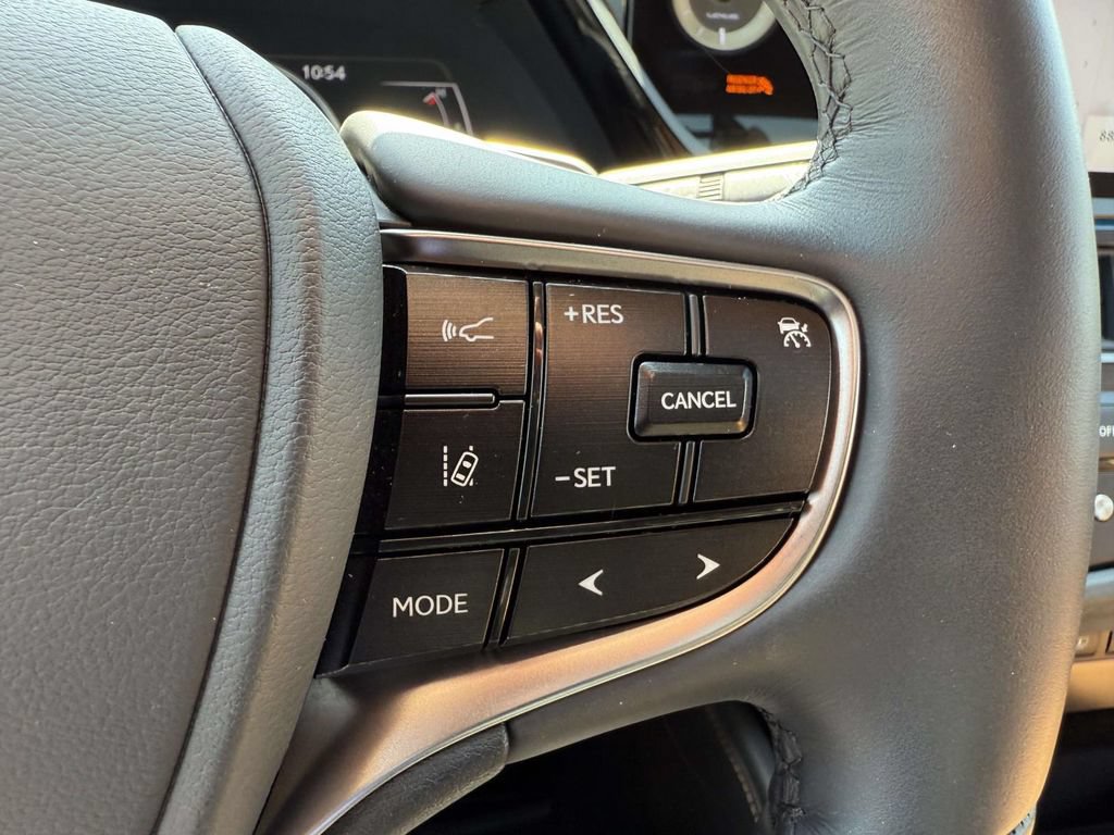 Used 2024 Lexus ES 300h w/ Technology Package FWD image 22