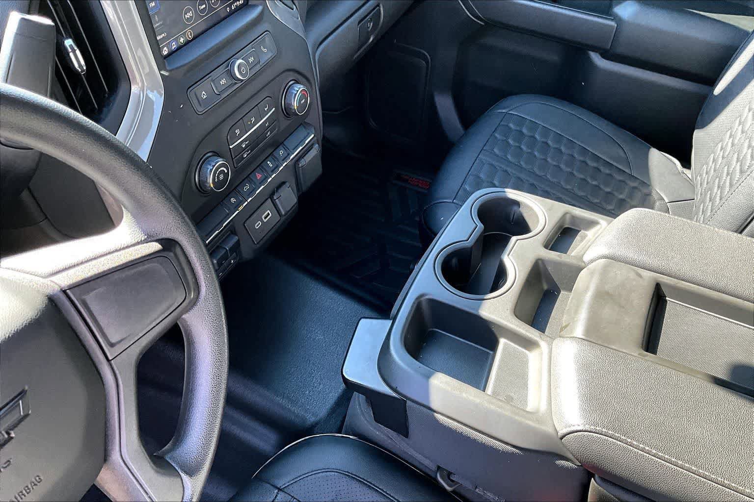 Used 2021 Chevrolet Silverado 1500 Custom w/ LPO, Dark Essentials Package AWD/4WD image 17