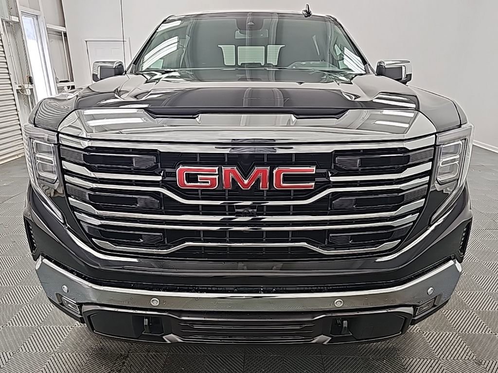 New 2026 GMC Sierra 1500 SLT w/ SLT Premium Plus Package image 3