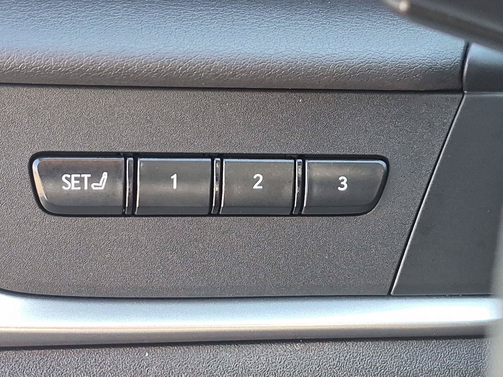 Used 2023 Lexus RZ 450e Premium w/ Technology Package AWD/4WD image 23