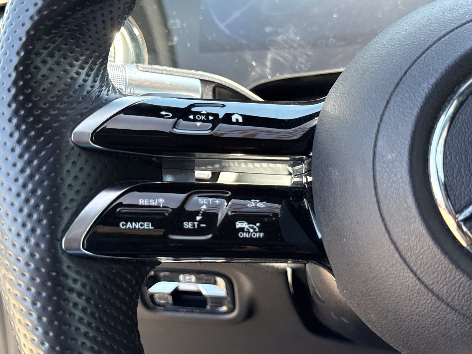 Used 2022 Mercedes-Benz EQS 580 4MATIC Sedan image 31