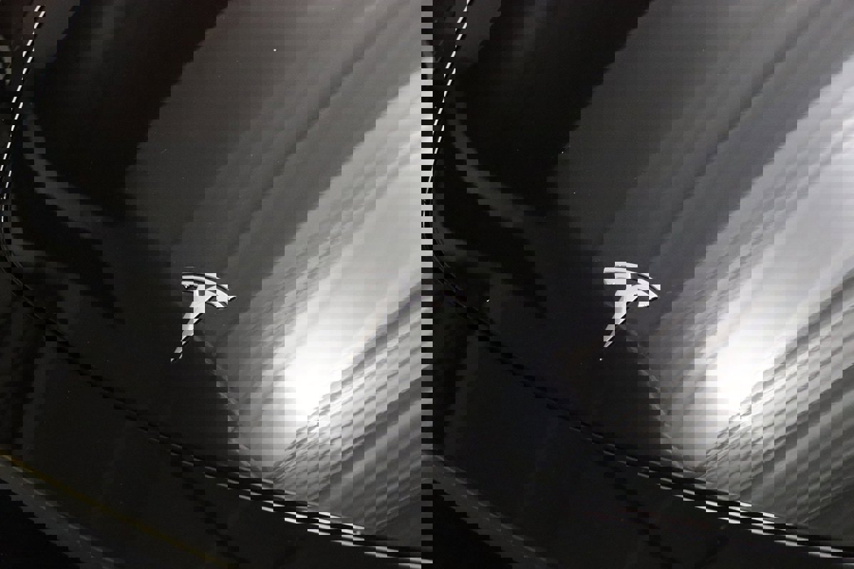 Used 2023 Tesla Model Y Long Range image 3