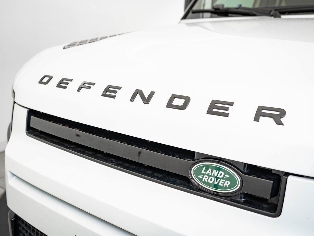 Used 2022 Land Rover Defender 90 V8 image 3