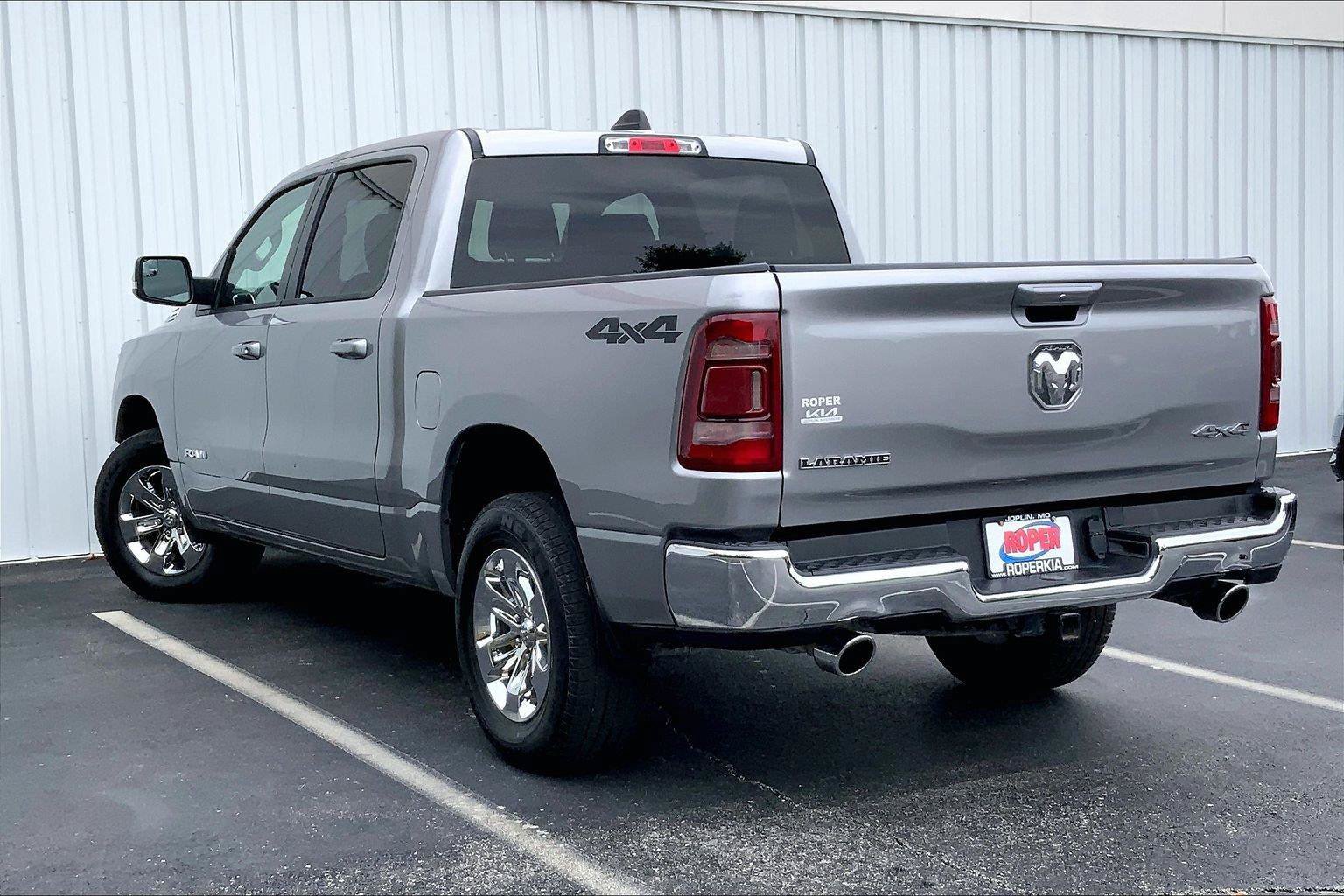 Used 2024 RAM 1500 Laramie AWD/4WD image 10
