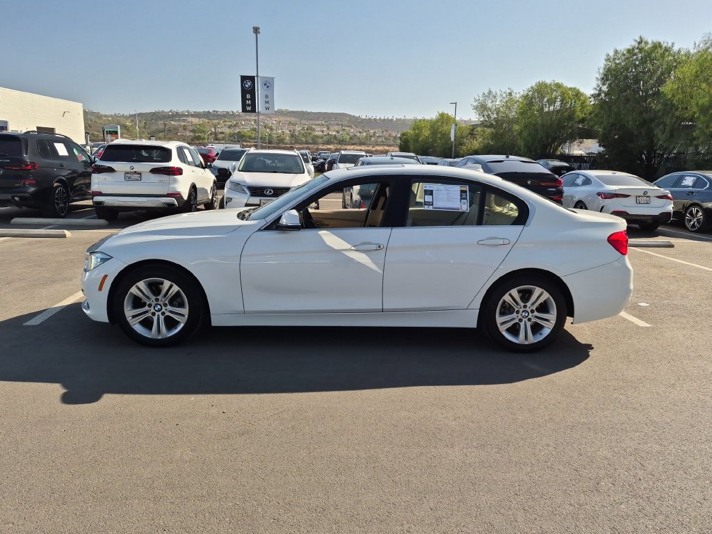 Used 2016 BMW 328i xDrive Sedan AWD/4WD image 5