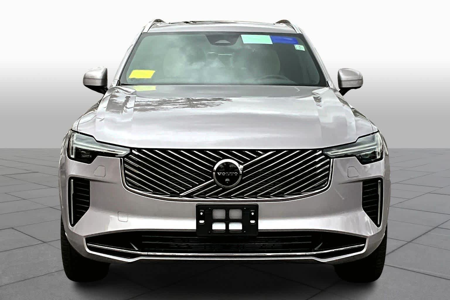 New 2026 Volvo XC90 B6 Plus w/ Protection Package Premier AWD/4WD image 2