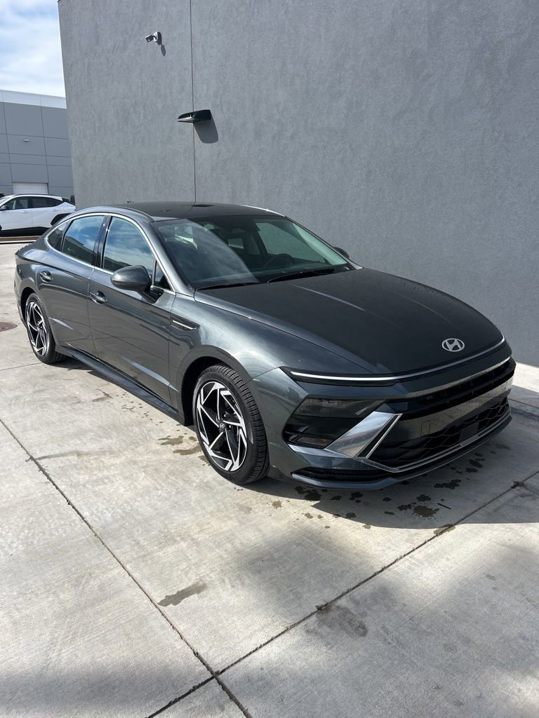 New 2026 Hyundai Sonata SEL AWD/4WD image 3