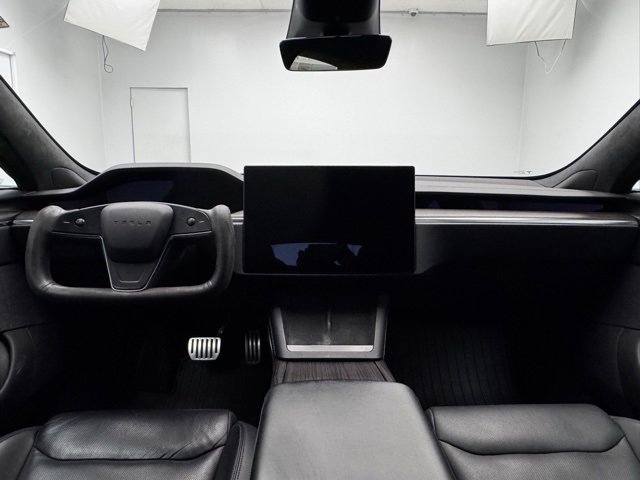 Used 2023 Tesla Model S Standard Range image 23