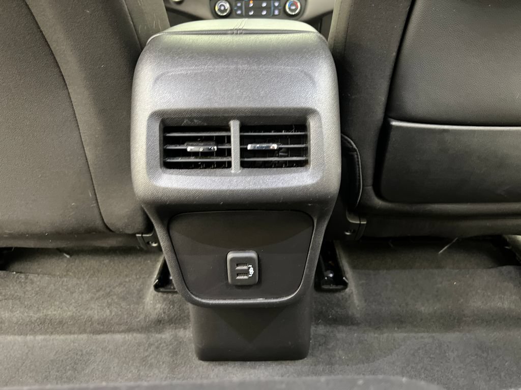 Used 2024 GMC Terrain SLE AWD/4WD image 26