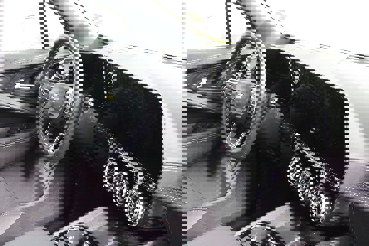 Used 2024 Chevrolet Blazer EV LT image 10