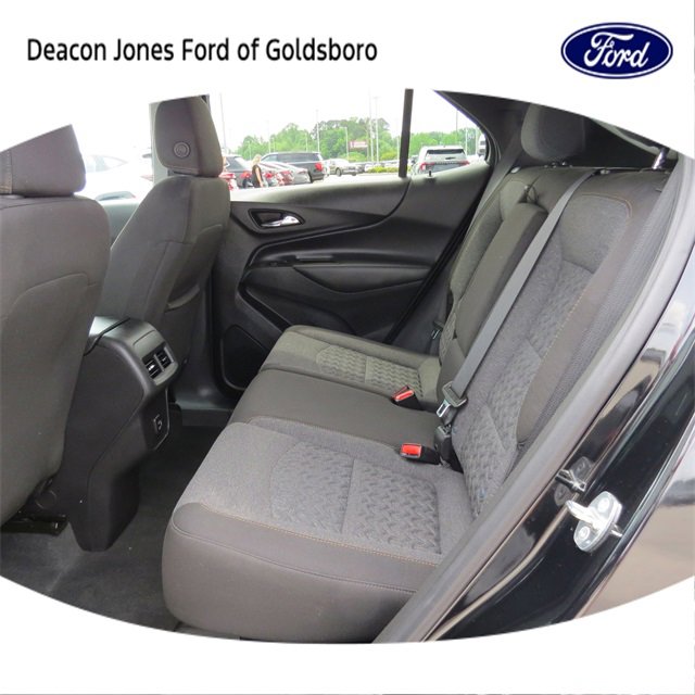 Used 2023 Chevrolet Equinox LT w/ Driver Convenience Package image 6