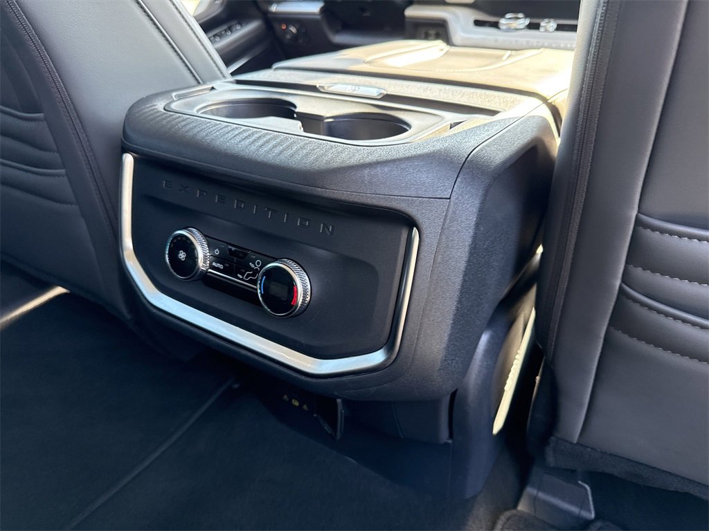 Used 2025 Ford Expedition Max Active image 16