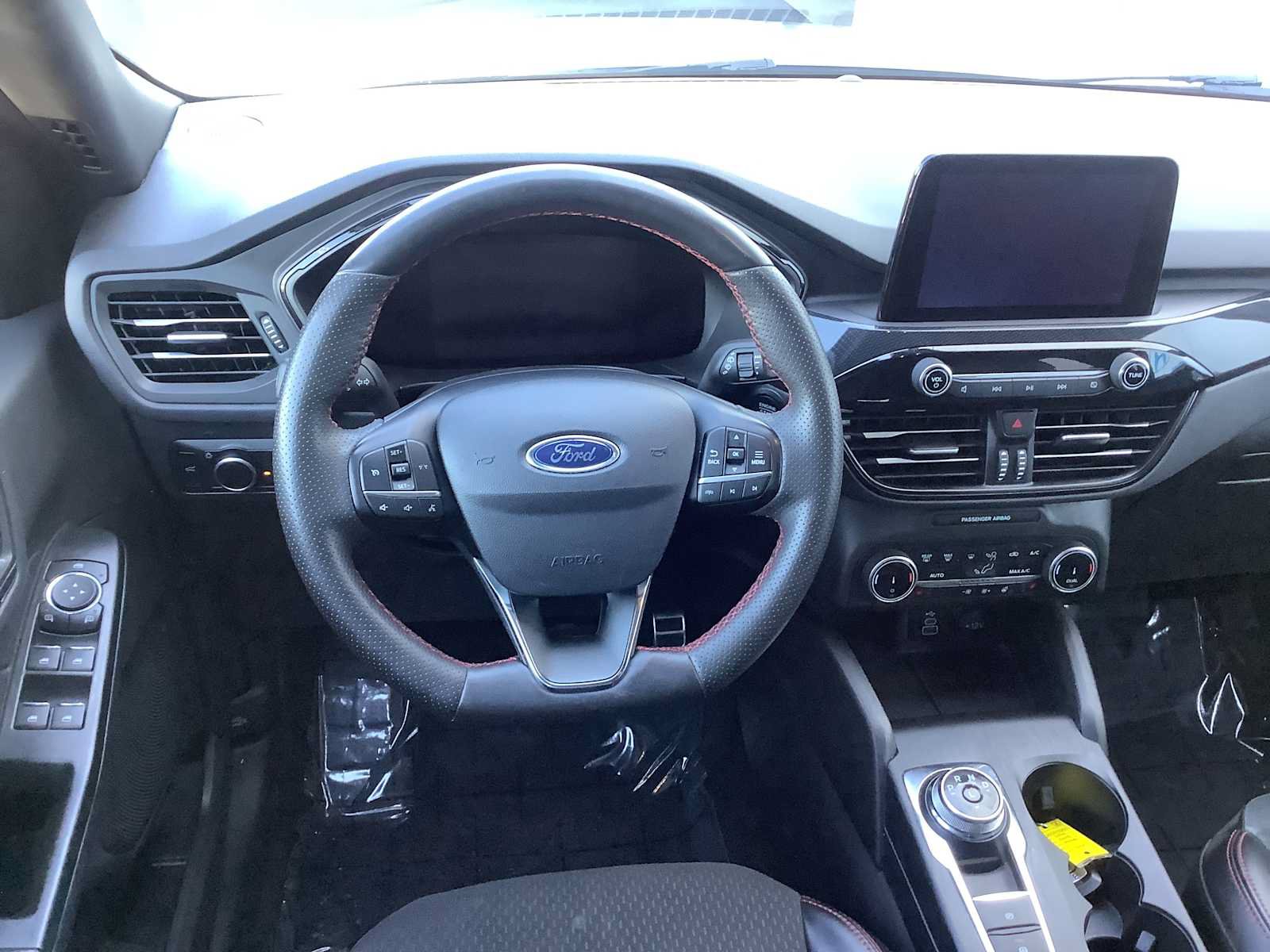 Used 2024 Ford Escape ST-Line AWD/4WD image 10