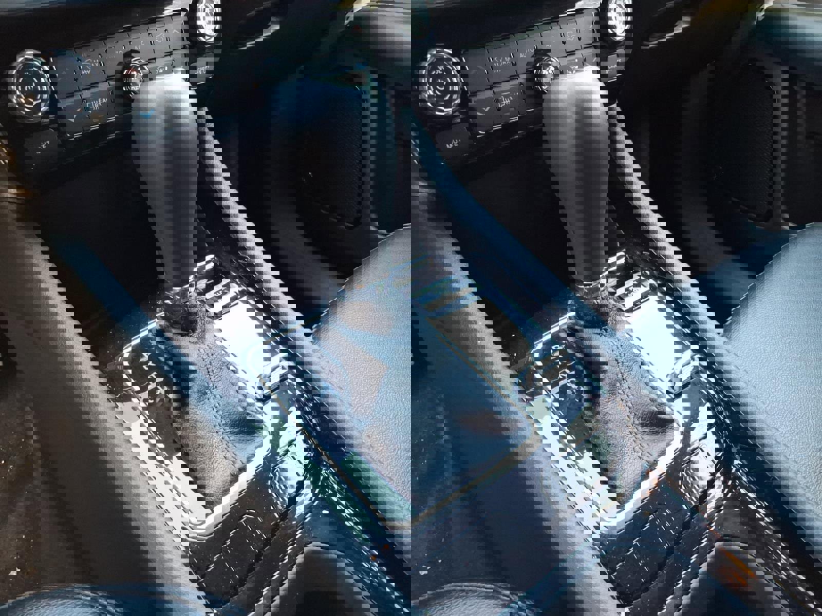 Used 2024 Jeep Compass Limited image 12