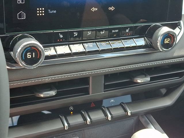 Certified 2025 Chevrolet Colorado LT image 15