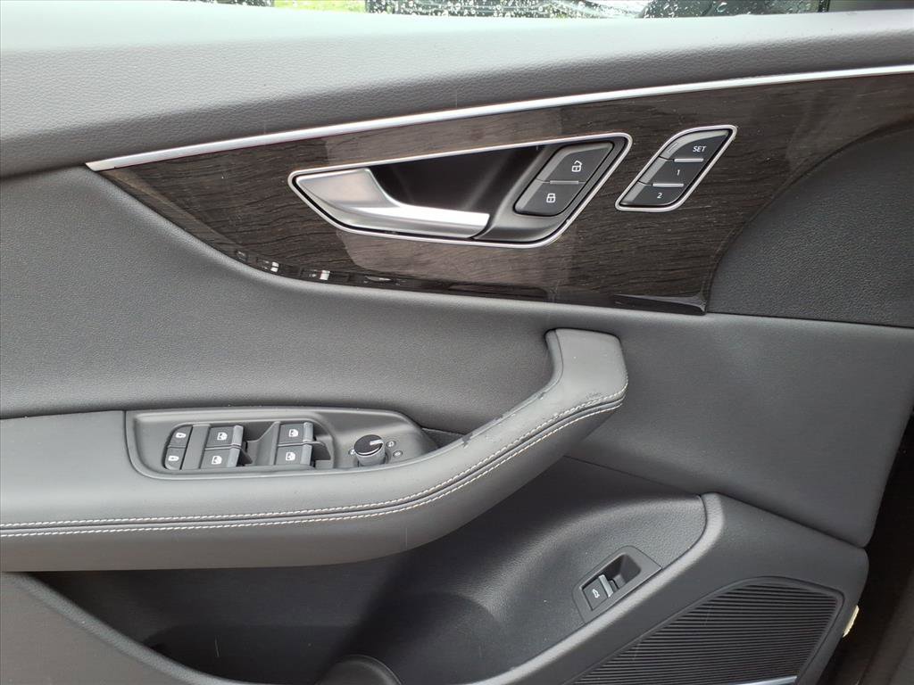 New 2026 Audi Q8 Premium Plus image 13