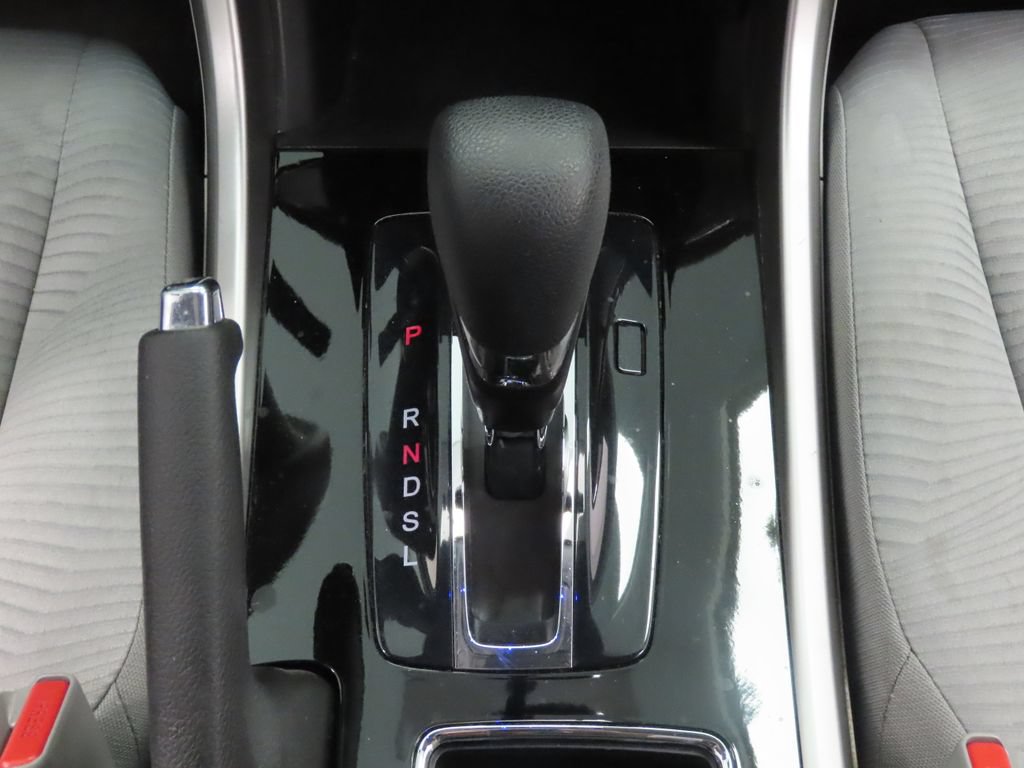 Used 2017 Honda Accord LX image 27