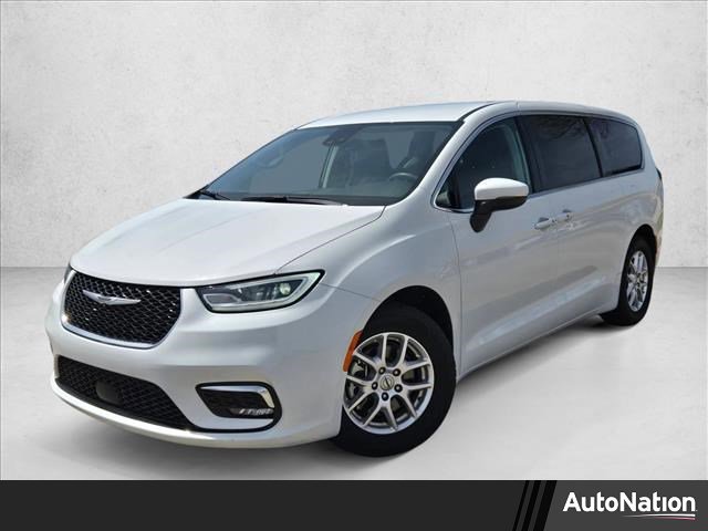 Used 2023 Chrysler Pacifica Touring-L