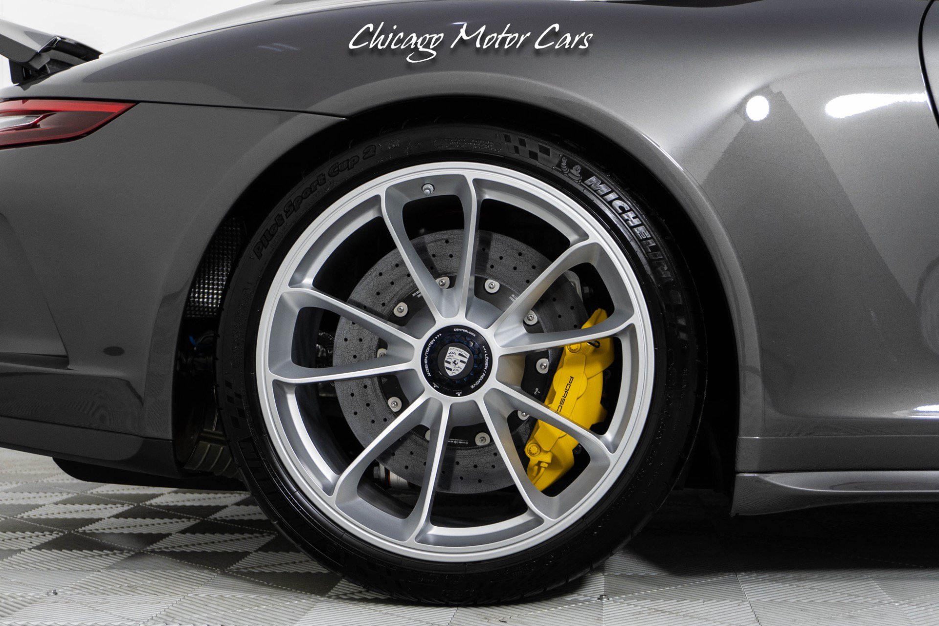 Used 2019 Porsche 911 Speedster RWD image 26
