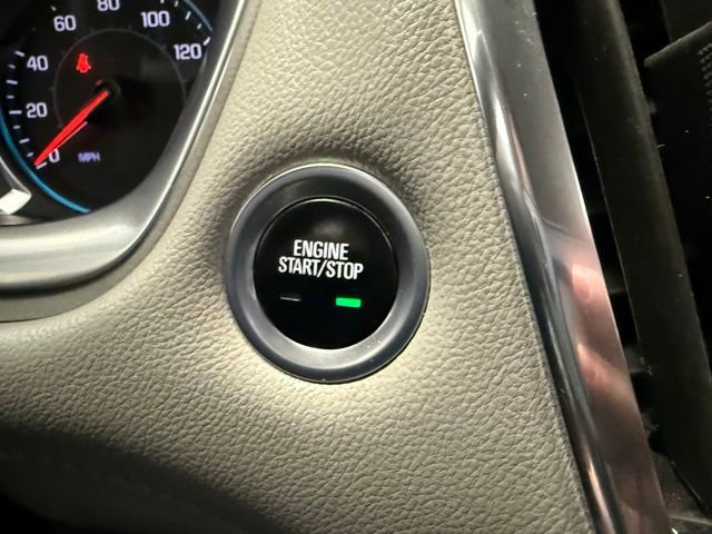 Used 2020 Chevrolet Traverse LT image 15