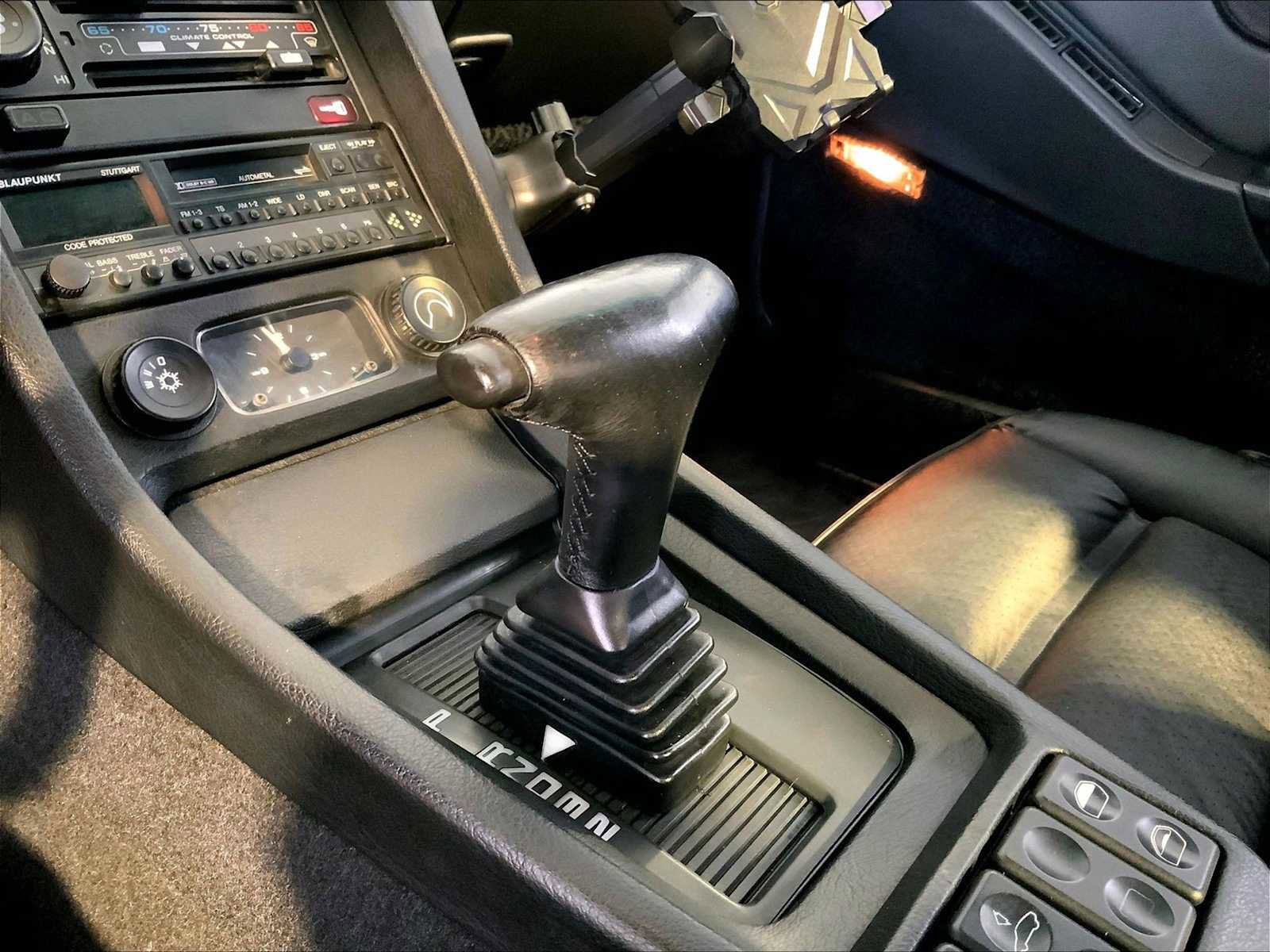Used 1991 Porsche 928 S4 RWD image 17