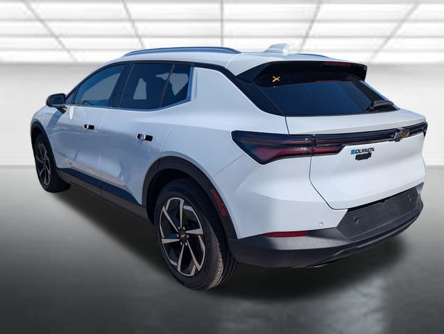 New 2026 Chevrolet Equinox EV LT FWD image 2