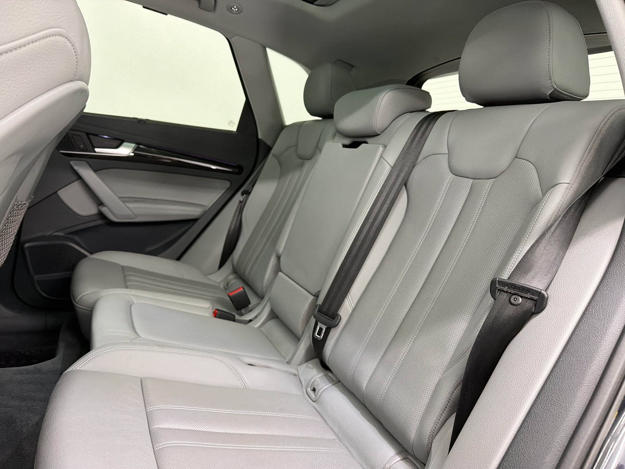 Used 2020 Audi Q5 Prestige AWD/4WD image 22