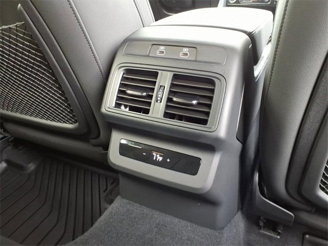 Used 2025 Audi Q5 Premium w/ Convenience Package image 12