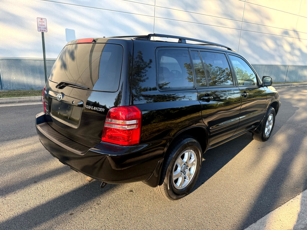 Used 2001 Toyota Highlander 4WD V6 image 3