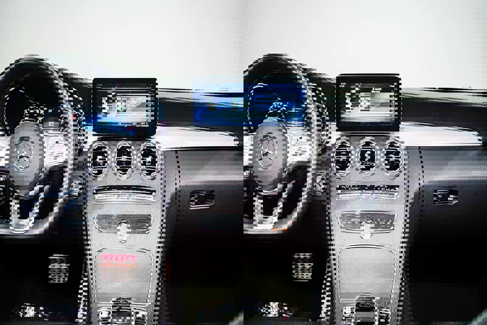 Used 2023 Mercedes-Benz C 300 Cabriolet image 12