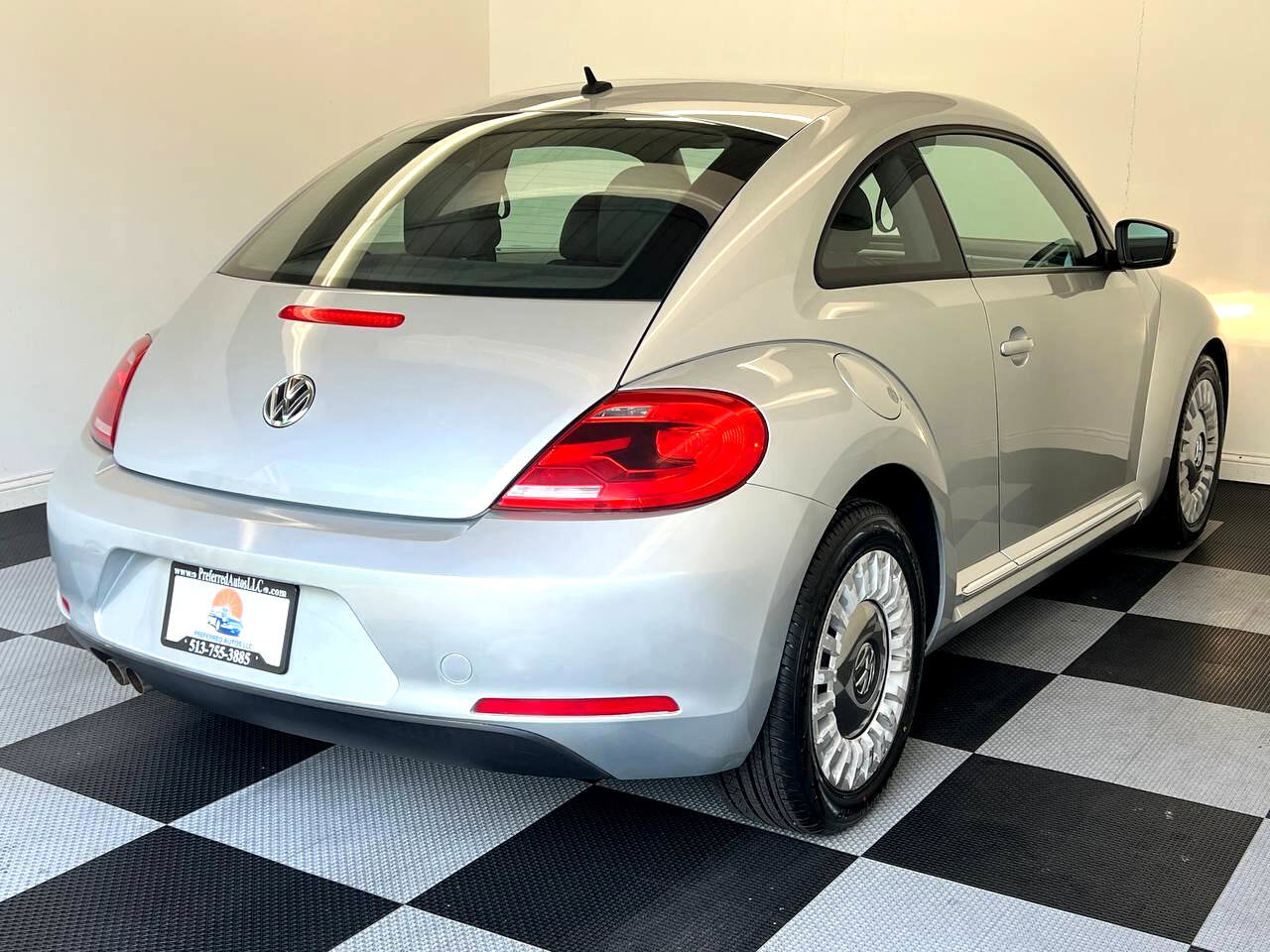 Used 2013 Volkswagen Beetle 2.5 image 6