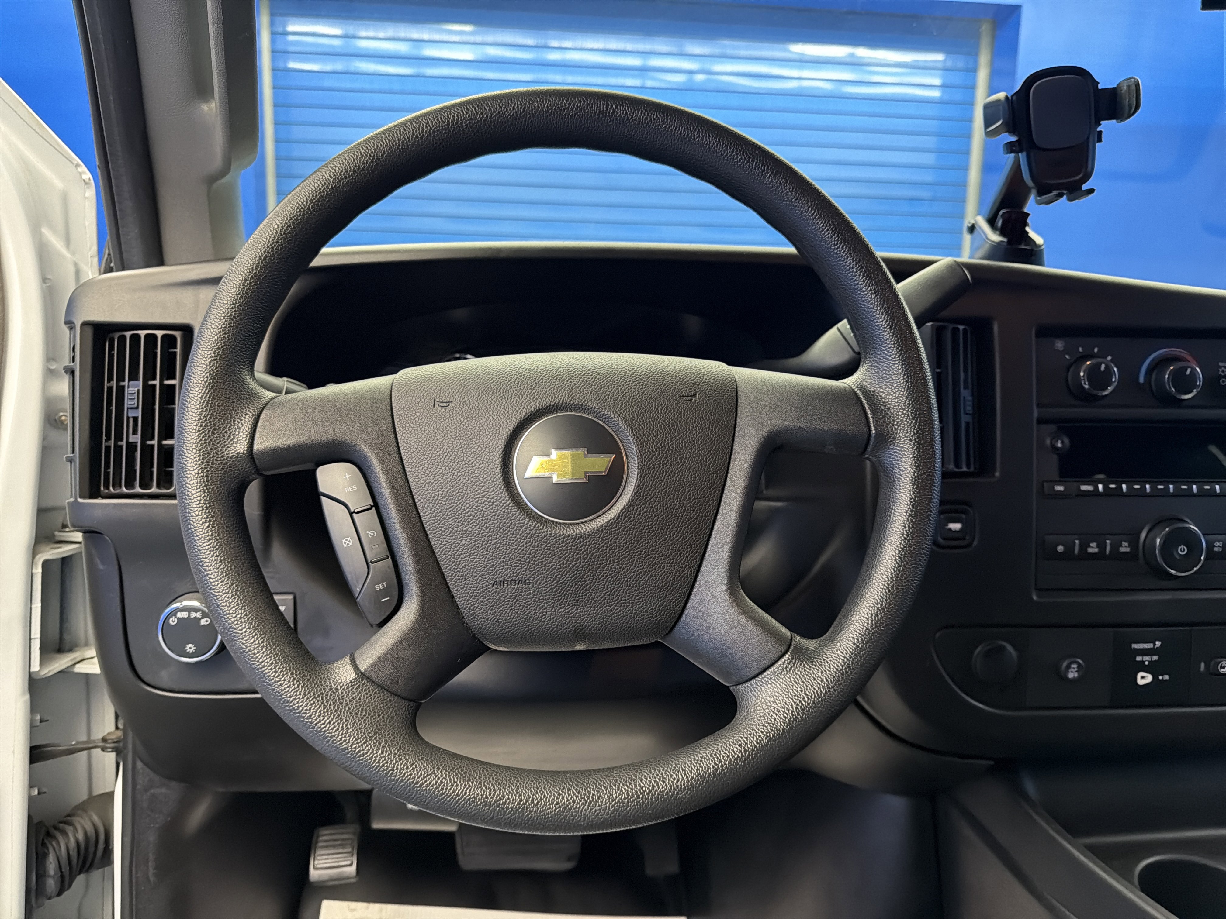 Used 2019 Chevrolet Express 3500 LS image 15