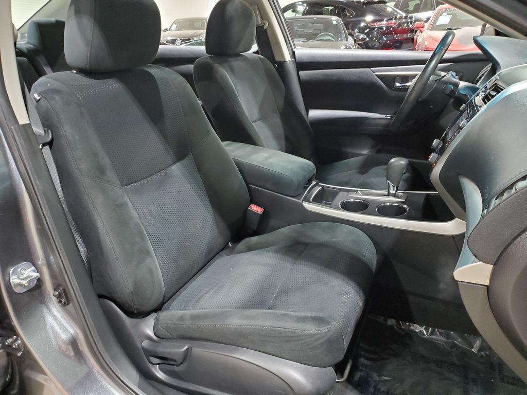 Used 2015 Nissan Altima 2.5 SV w/ Convenience Package FWD image 13