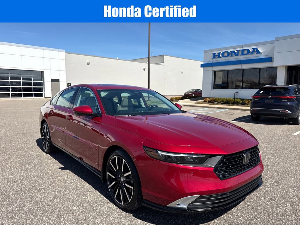 Certified 2023 Honda Accord Touring image 2