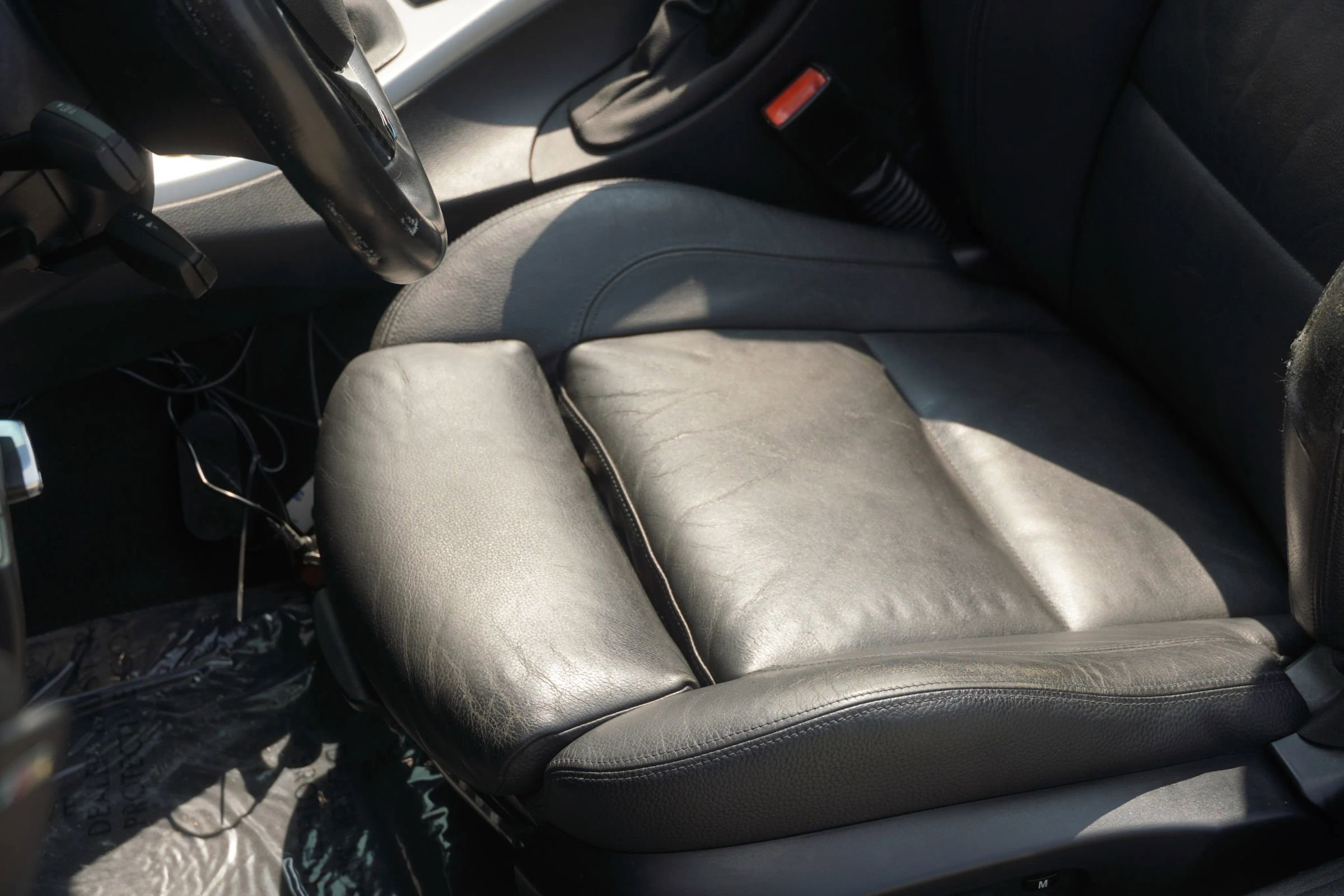 Used 2011 BMW 335i Convertible image 34